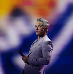 Robbie Williams, entre o vício, a família e a necessidade de continuar em palco