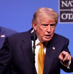 Trump diz que Espanha 'se redimiu' ao concordar com pagamento à NATO