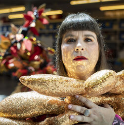 MAAT celebra 10 anos com exposição de Joana Vasconcelos inspirada em Valentino