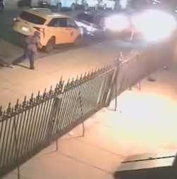 Homem incendeia igreja em Nova Iorque com ‘cocktail molotov’