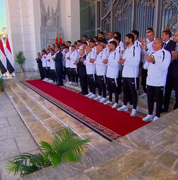 Presidente do Egito homenageia seleção após campanha histórica no Mundial