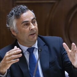 Ministro da Educação ordena inquérito a escolas que recusaram alunos
