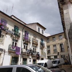 República das Marias do Loureiro acusa Universidade de Coimbra de “assédio imobiliário”