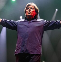 Morreu o cantor Luís Represas