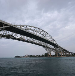 Canadá cancela inauguração conjunta de ponte com EUA devido a taxas