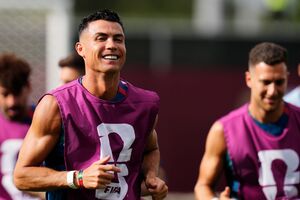 Ronaldo no último treino antes do Portugal - Croácia 