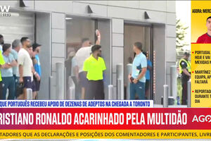 Euforia em Toronto: centenas de adeptos apoiam o capitão português 