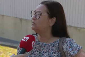 "Foram uns heróis": moradora enaltece trabalho dos bombeiros no combate às chamas em Setúbal