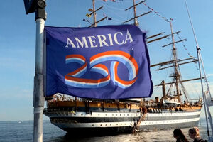 Histórico veleiro italiano destaca-se nas celebrações dos EUA no 250.º aniversário da Independência