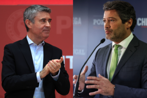 José Luís Carneiro foi eleito pela primeira vez secretário-geral do PS em junho de 2025; André Ventura lidera o Chega desde 2019 
