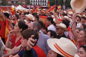 Festa em Madrid após Espanha bater Portugal e apurar-se para os quartos de final do Mundial