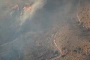 Imagens aéreas mostram extensão da área atingida pelo fogo na Andaluzia