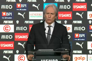 Jorge Jesus: «Nunca falei com o Pepe. Mas se é um nome que me podia agradar? É...»