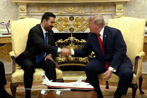 “Vamos fechar muitos negócios”: Trump privilegia acordos económicos com o Iraque