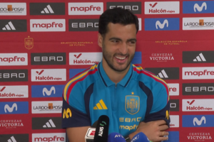 "Pensei que fosse IA": Jogador espanhol reage à fotografia viral de Messi com Lamine Yamal bebé