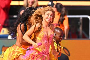 Shakira atuou durante o intervalo