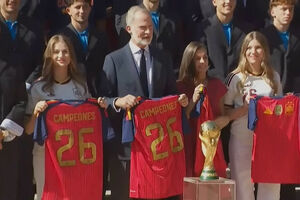"Foi uma vitória épica": Rei de Espanha destaca jornada da seleção até à conquista do Mundial