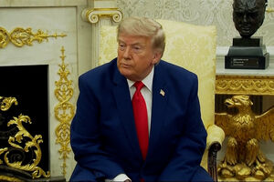 "O Canadá tem sido muito exigente connosco": Trump liga incêndios no Canadá a novas tarifas