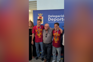 Mais de 150 kg: Campeões Gavi e Fábian Ruiz recebem o próprio peso em tomates no regresso a casa
