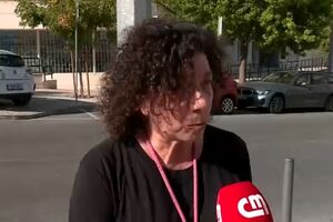 "Tiveram de partir o vidro": avó de bebé que morreu em carrinha da creche alerta pais de outras crianças