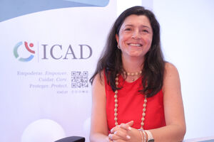 A assistente social Rita Vieira num dos quatro gabinetes da unidade 