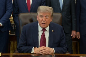 "Eles ainda não estão prontos": Trump adia expectativa de eleições na Venezuela