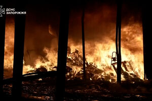 Ataque russo provoca incêndio e faz um ferido em Zaporizhzhia