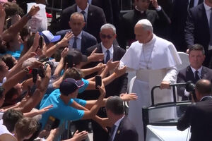 Papa apela à paz no Médio Oriente e manifesta solidariedade com vítimas dos incêndios