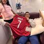 Hernán gritou por Ronaldo durante resgate na Venezuela. CR7 'ouviu' e enviou-lhe camisola assinada da Seleção