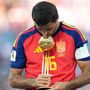 Mundial2026: Rodri conquista a 'Bola de Ouro', à frente de Messi e Mbappé