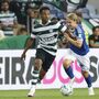 Sporting defrontou o Estrasburgo na pré-época já com o novo emblema ao peito