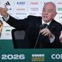Infantino iria ganhar seis vezes mais se plano para vender Mundiais avançasse