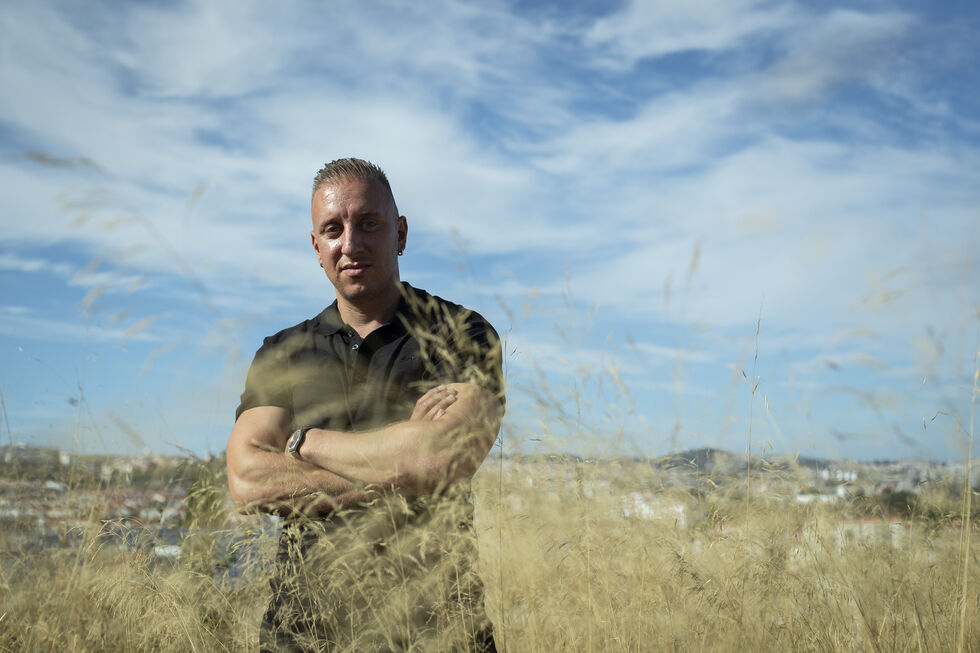 O cineasta Basil da Cunha vai regressar a Locarno - onde já apresentou "Manga d'Terra" (2023) e "O fim do mundo" (2019) - com "Jacaré"