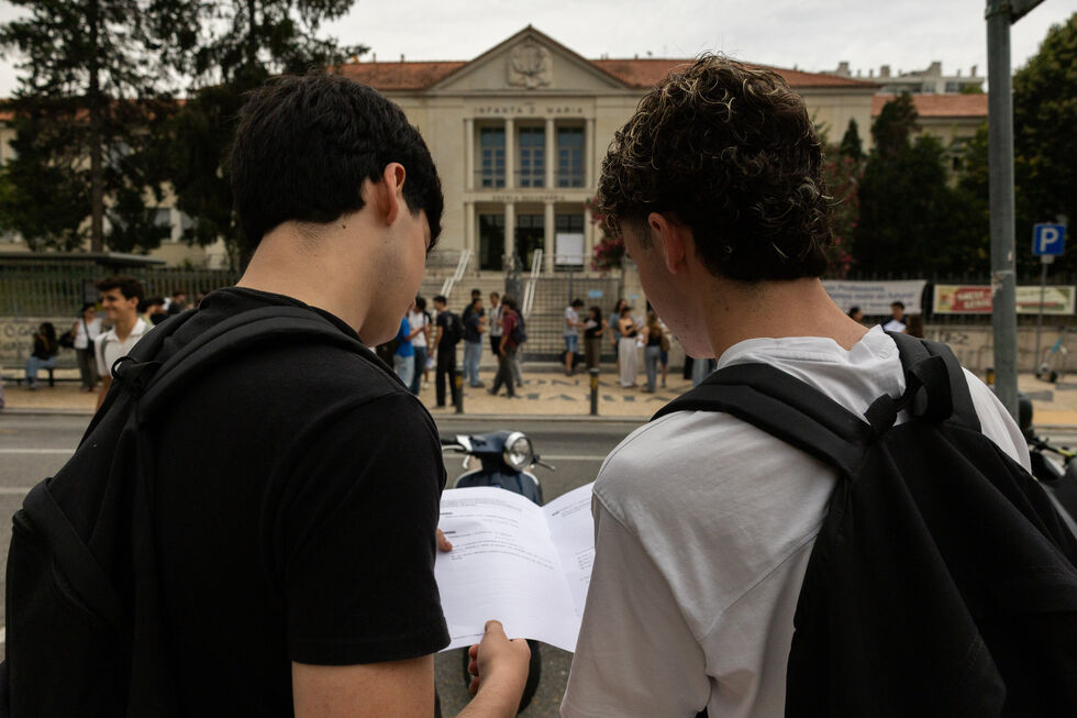 Professores denunciam casos do processo de classificação dos exames