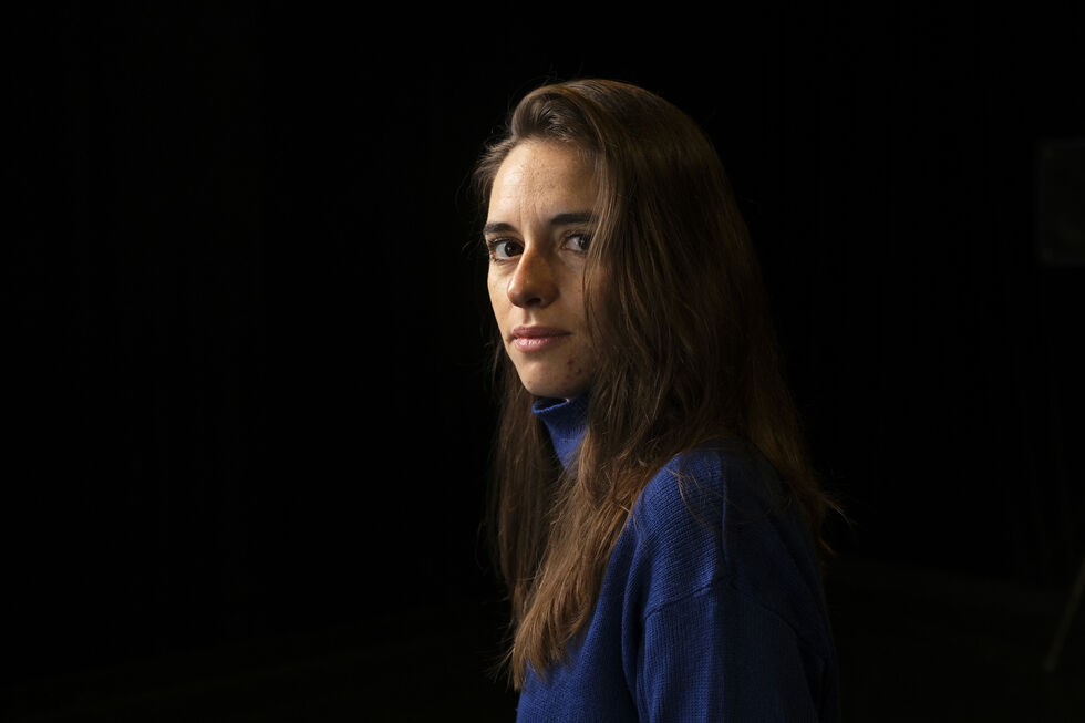 Nos últimos anos, Sara Barros Leitão foi autora e encenadora de peças como "Monólogo de uma Mulher Chamada Maria Com a Sua Patroa" e "Guião para um País Possível"