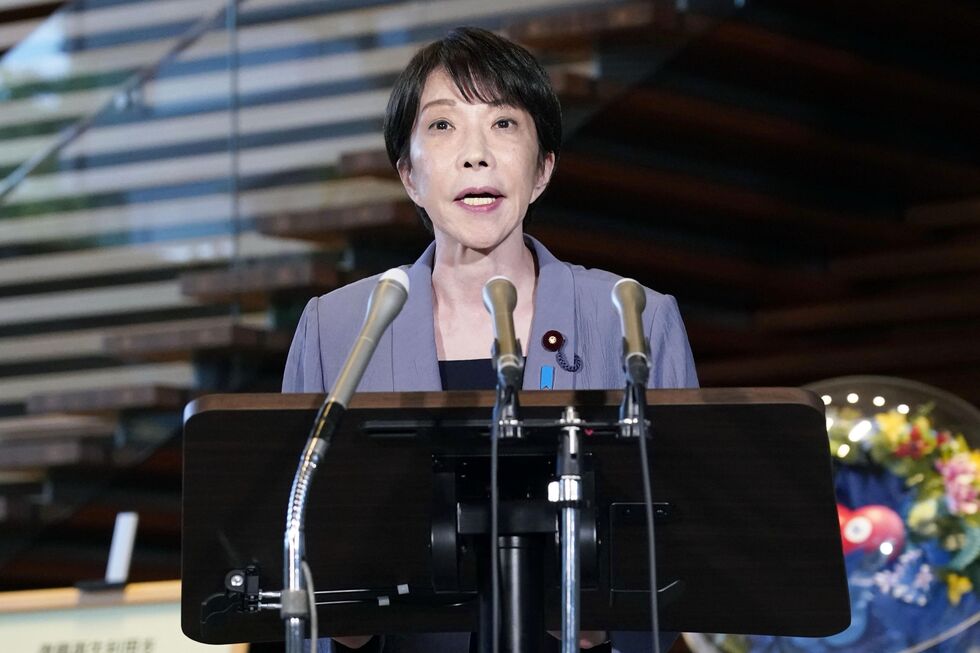 Primeira-ministra do Japão, Sanae Takaichi, deu uma conferência de imprensa depois do sismo