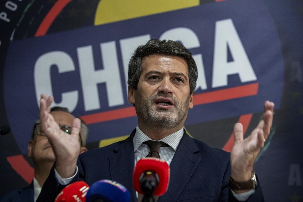 André Ventura fala em conferência de imprensa