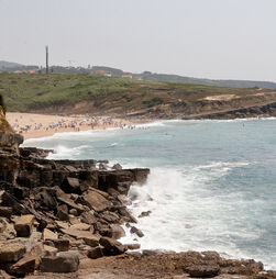 Praia das Maçãs: Aqui terá dado à costa o hino de Portugal