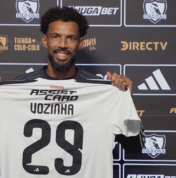 “Se os meus avós estivessem vivos, seria um motivo de orgulho”: Vozinha explica origem do nome que usa na camisola