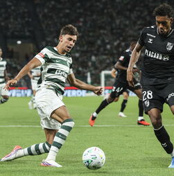 Sporting vence Vitória de Guimarães, mas não convence 'tribunal' de Alvalade