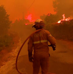 Mais de 750 bombeiros combatem quatro incêndios no norte do país