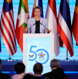 Kaja Kallas quer aumentar em um terço número de entidades russas sancionadas