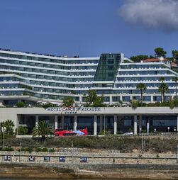 Hotel Cascais Miragem prepara despedimento de perto de 200 trabalhadores