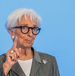 BCE alerta que modelo de crescimento europeu está “corroído” e pede aposta na IA