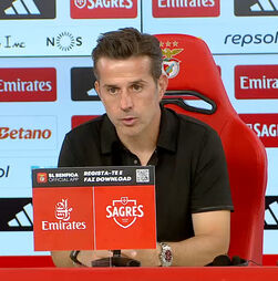 Marco Silva e a vitória sobre o Aarhus: 'Totalmente justa e teria de ser por números maiores'