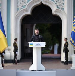 Zelensky agradece a Seguro e Montenegro apoio nos 35 anos da independência