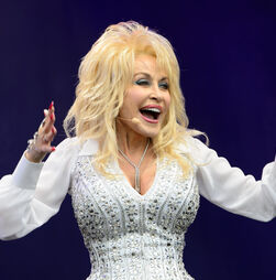 Dolly Parton (1946-2026), a rainha da música country que transformou a vida em canções