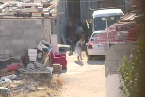 Repórter Sábado: Crescimento descontrolado de bairro ilegal em Almada preocupa moradores 