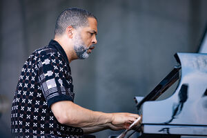 O pianista norte-americano Jason Moran vai atuar no Auditório do Fórum Municipal do Seixal dia 16 de outubro