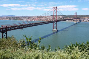 Ponte 25 de Abril foi inaugurada há 60 anos